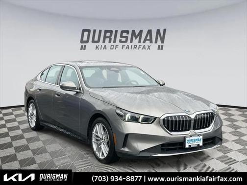 2024 BMW 530 i xDrive