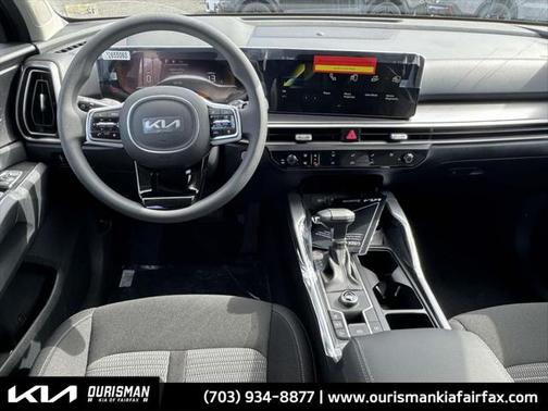 2025 Kia Sorento LX