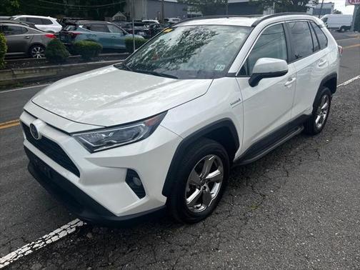2021 Toyota RAV4 Hybrid XLE Premium
