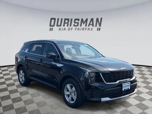 2025 Kia Sorento LX