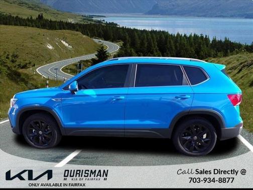 Photo 3 of 30 of 2022 Volkswagen Taos 1.5T SE
