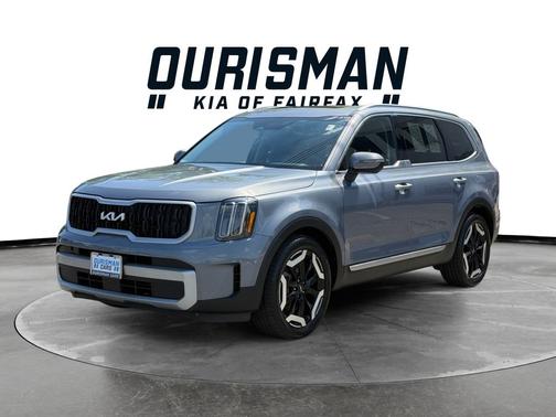 Silver 2023 Kia Telluride EX