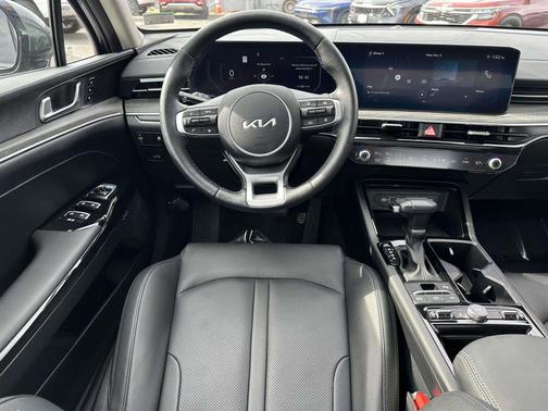 2025 Kia K5 EX