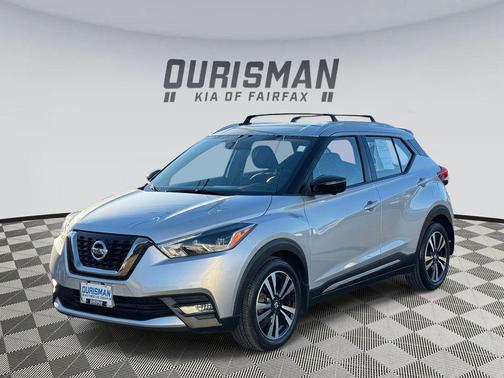 2019 Nissan Kicks SR