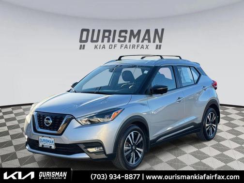 2019 Nissan Kicks SR