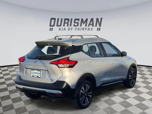 2019 Nissan Kicks SR