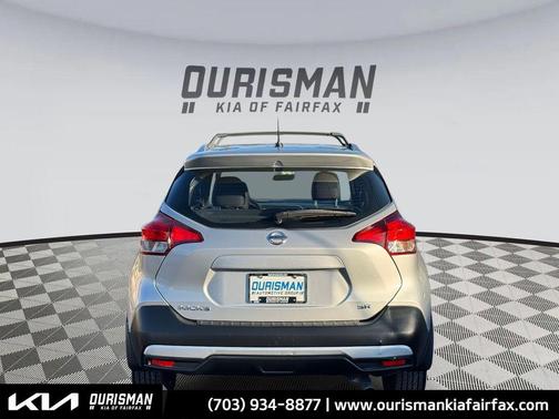 2019 Nissan Kicks SR