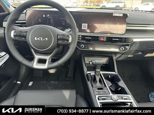 2025 Kia K5 EX