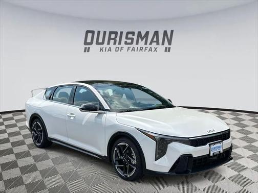 2025 Kia K4 GT-Line