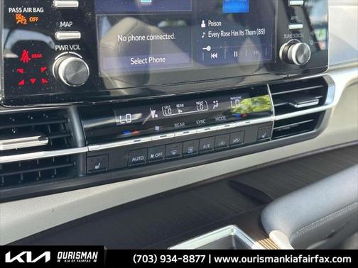 2021 Toyota Sienna XLE 7 Passenger