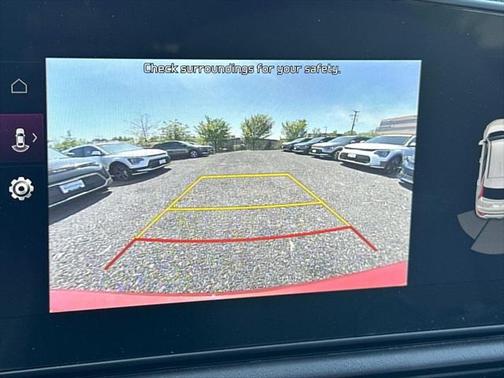 2025 Kia Niro EX