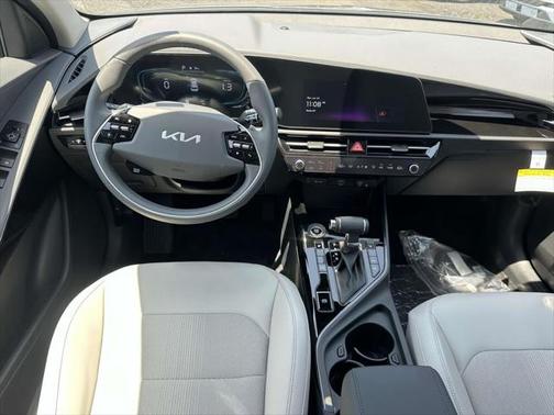 2025 Kia Niro EX