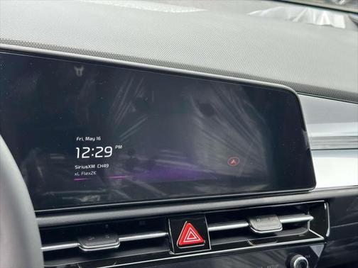 2025 Kia Niro EX