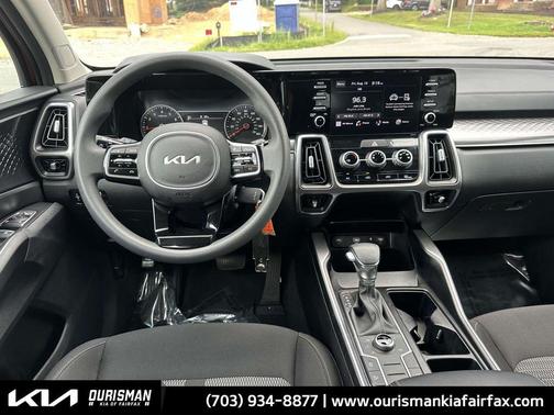 2023 Kia Sorento LX