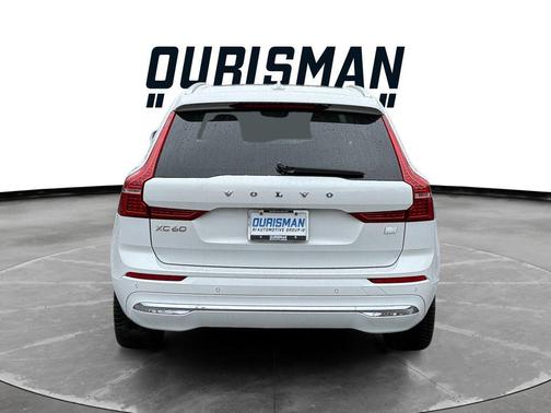 2022 Volvo XC60 Recharge Plug-In Hybrid T8 Inscription