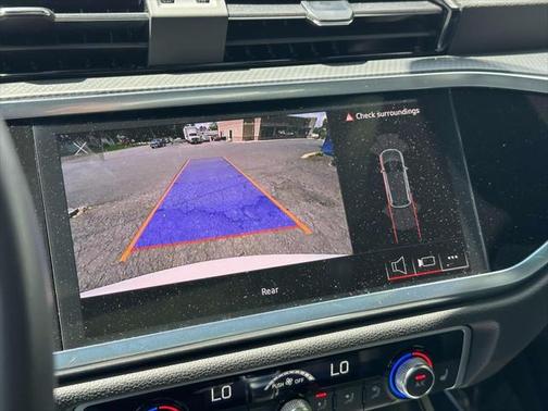 2024 Audi Q3 Premium 45 TFSI S line quattro Tiptronic