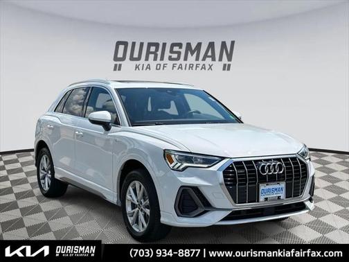 2024 Audi Q3 Premium 45 TFSI S line quattro Tiptronic