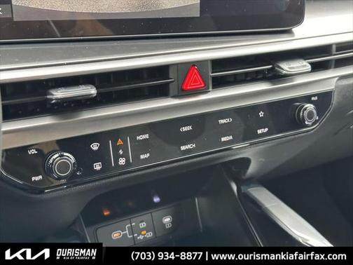 2025 Kia Sorento LX