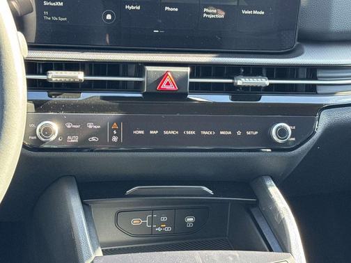 2026 Kia Sportage Hybrid LX