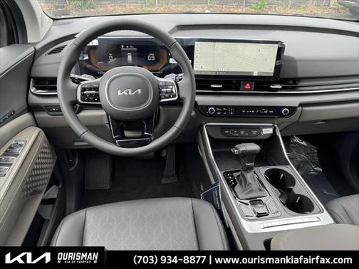 2025 Kia Carnival EX