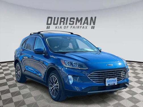 2022 Ford Escape Titanium