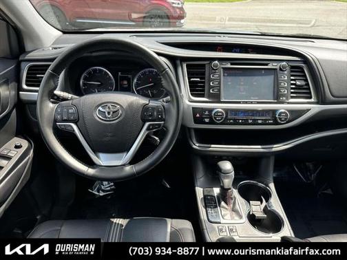 2019 Toyota Highlander SE