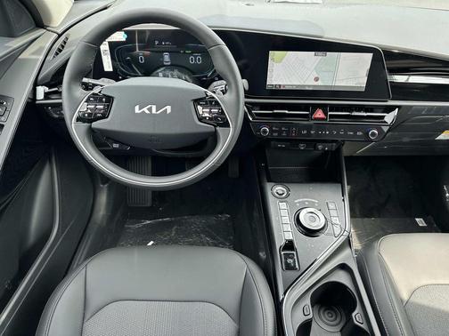 2025 Kia Niro Plug-In Hybrid EX