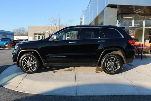 Photo 5 of 25 of 2018 Jeep Grand Cherokee Limited
