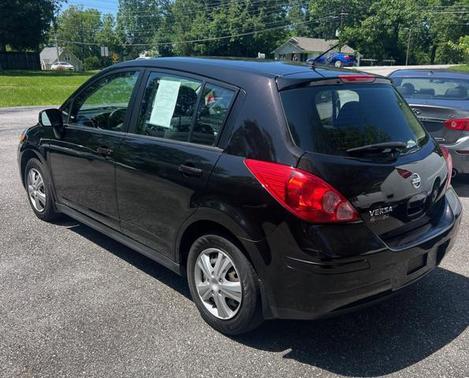 2011 Nissan Versa 1.8 S
