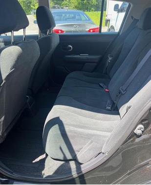 2011 Nissan Versa 1.8 S