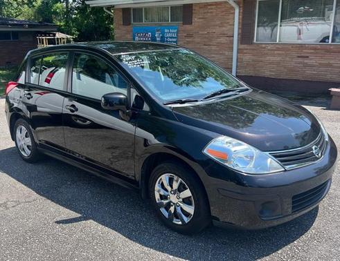2011 Nissan Versa 1.8 S