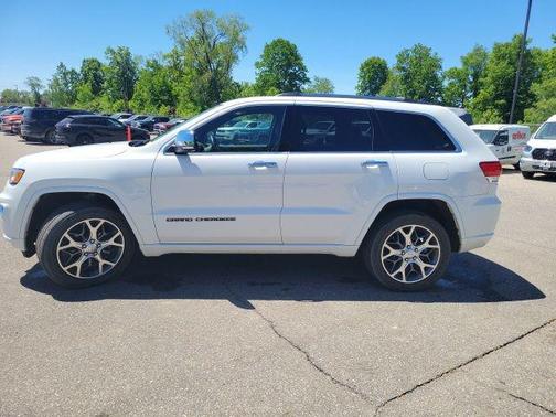 Bright White Clearcoat 2020 Jeep Grand Cherokee Overland