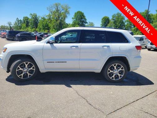 Bright White Clearcoat 2020 Jeep Grand Cherokee Overland