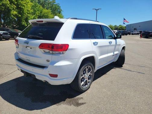 Bright White Clearcoat 2020 Jeep Grand Cherokee Overland
