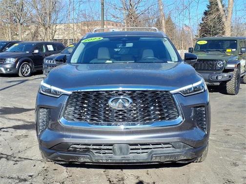 2023 INFINITI QX60 SENSORY