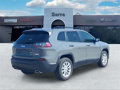 2022 Jeep Cherokee Latitude Lux