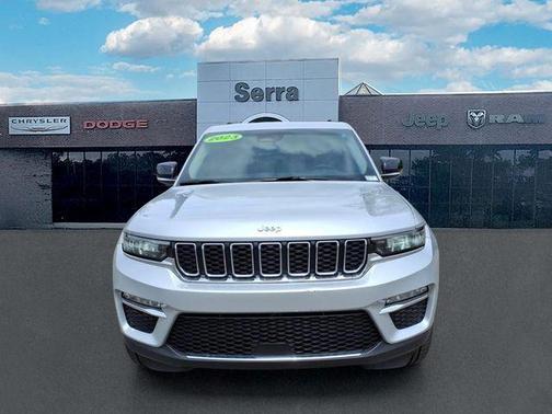 Silver Zynith 2023 Jeep Grand Cherokee Limited