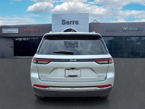 Silver Zynith 2023 Jeep Grand Cherokee Limited