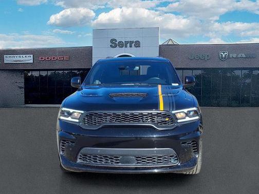 DB Black Crystal Clearcoat 2023 Dodge Durango Orange Sport