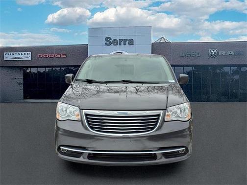 2015 Chrysler Town & Country Touring