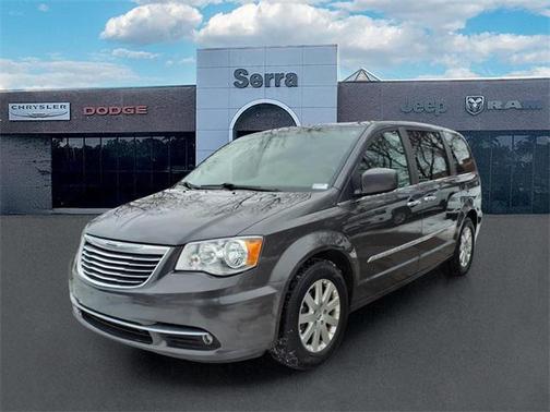 2015 Chrysler Town & Country Touring