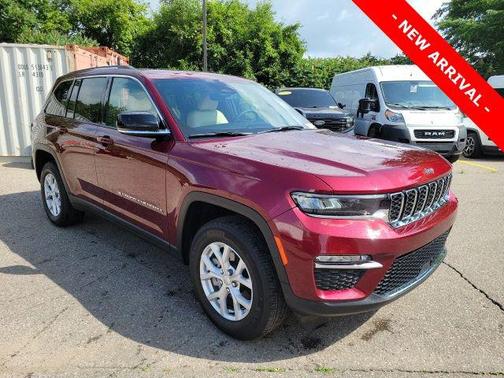 Velvet Red Pearlcoat 2023 Jeep Grand Cherokee Limited