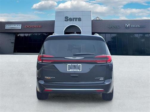 2022 Chrysler Pacifica Limited