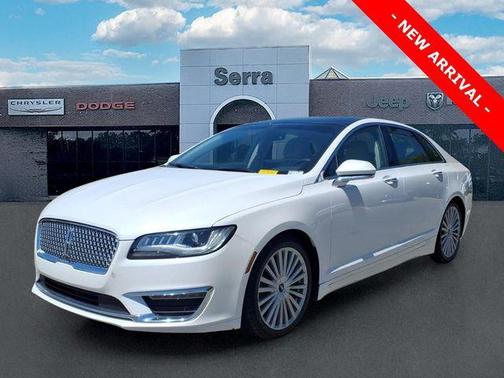 White Platinum Metallic Tri-Coat 2017 Lincoln MKZ Reserve I
