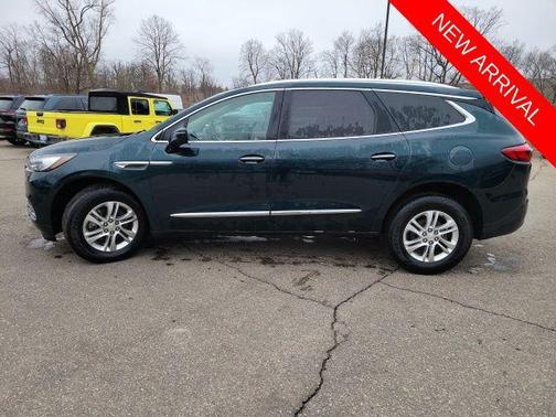 Carrageen Metallic 2019 Buick Enclave Essence