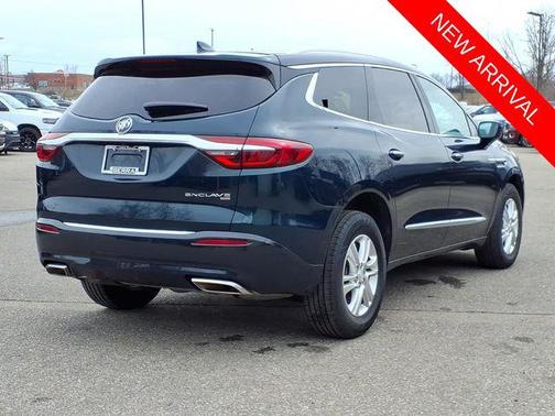 Carrageen Metallic 2019 Buick Enclave Essence