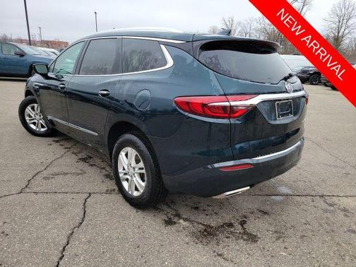 Carrageen Metallic 2019 Buick Enclave Essence