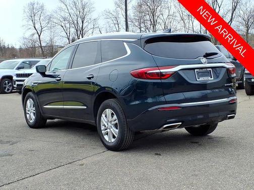 Carrageen Metallic 2019 Buick Enclave Essence