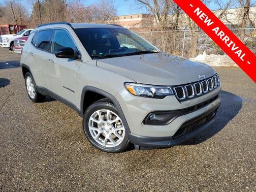 2023 Jeep Compass Latitude Lux