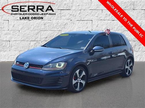 2016 Volkswagen Golf GTI 2.0T SE 4-Door